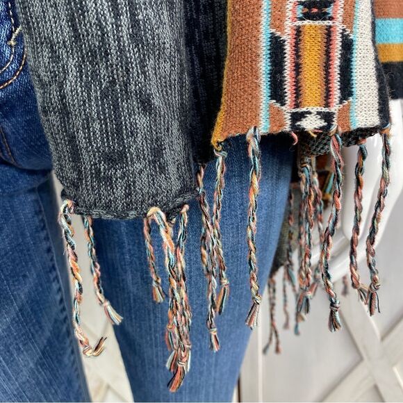 Billabong Dream Chaser Aztec Southwestern Boho Fringe Hem Cardigan Sweater Small - Picture 7 of 14